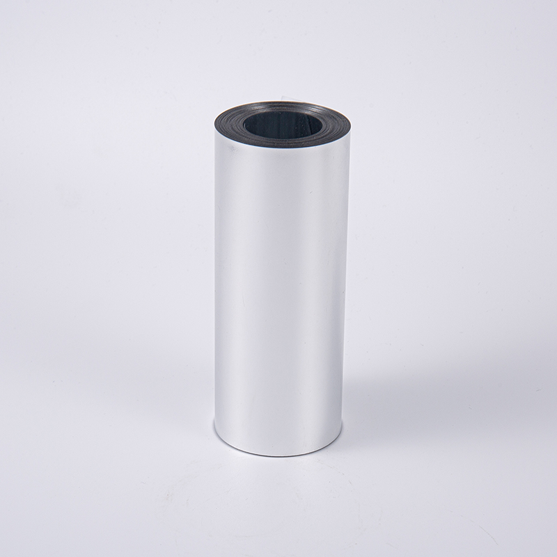 دنباله های فلزی بازتابنده